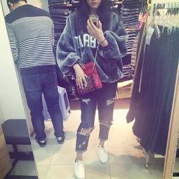 国产穿牛仔裤视频费试看,国产潮流服饰的时尚演绎-第1张图片-日韩中文字幕不卡